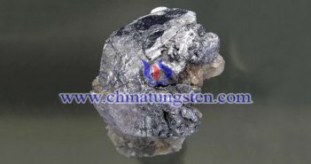 鉬礦石圖片