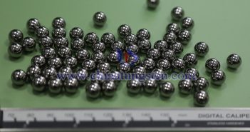 中鎢智造硬質(zhì)合金球圖片