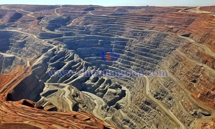 Rare earth mine image