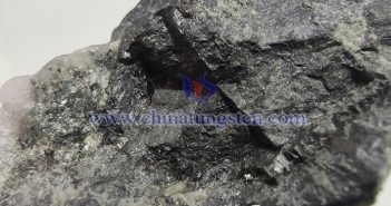tungsten ore image