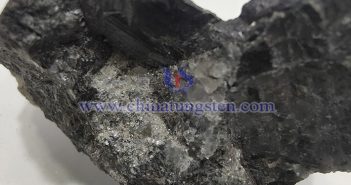 tungsten ore image