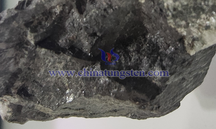 Tungsten Ore Image