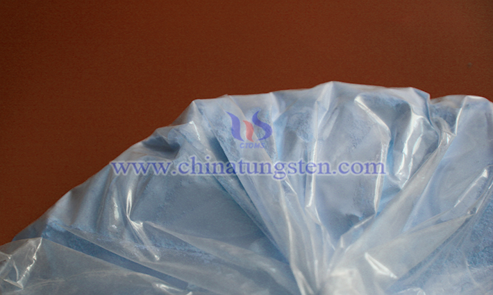 Neodymium oxide picture