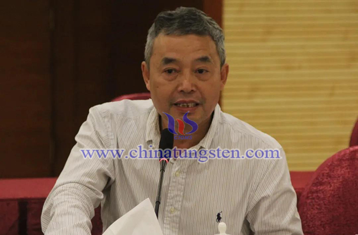 中國(guó)鎢業(yè)協(xié)會(huì)主席團(tuán)主席、贛州海盛鎢鉬集團(tuán)有限公司董事長(zhǎng)曾慶寧