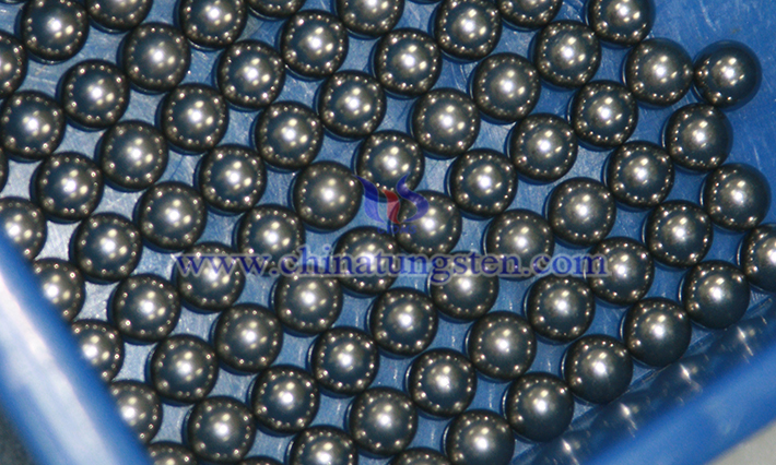 中鎢智造硬質(zhì)合金球圖片